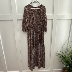 City chic leopard print maxi! Gorgeous!